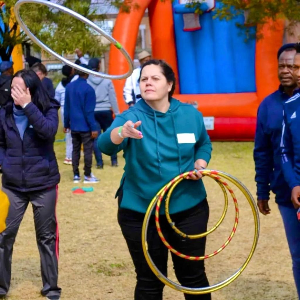 Land-Based Team Building - Ring Throw